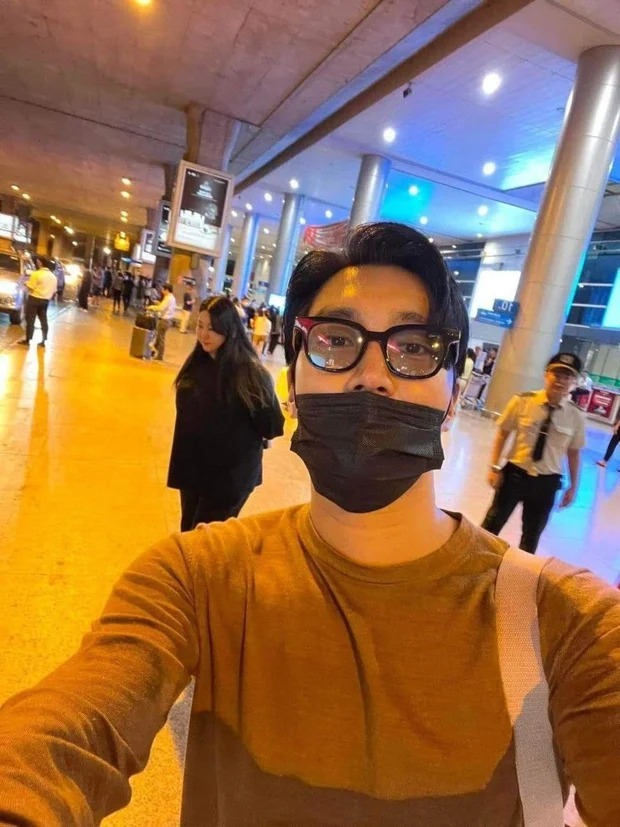 Choi Siwon (Super Junior) tới TP.HCM lúc nửa đêm