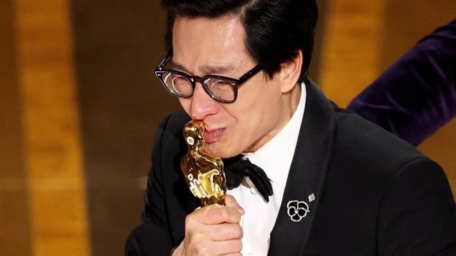 Nam diễn viên gốc Việt Quan Kế Huy giành giải Oscar