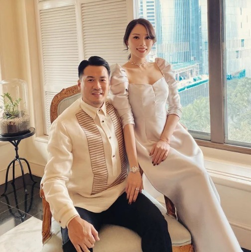 Linh Rin và chồng tỷ phú gây sốt khi chuẩn bị 200kg quà tặng khách mời trong hôn lễ