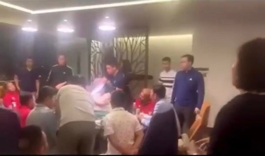 Tổng thư ký Hiệp hội Golf Việt Nam và nhiều doanh nhân bị bắt quả tang đánh bạc tại khách sạn