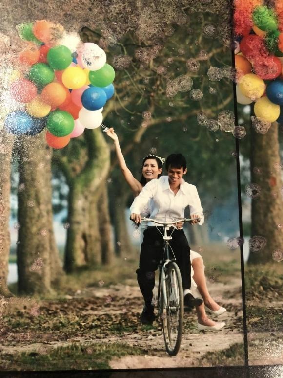 'Nguyệt thảo mai' phim 'Phía trước là bầu trời' khoe ảnh cưới 15 năm trước, gửi lời ngọt ngào đến ông xã
