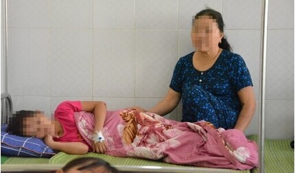 Vụ 31 học sinh ngộ độc ở Đắk Lắk: Đã xác định được nhóm người lạ tặng bóng bay