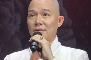 Nathan Lee lên tiếng 'thách các ca sĩ Việt Nam đọ giọng hát cùng tôi, kể cả ông hoàng nhạc Việt'