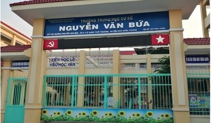 Yêu cầu giáo viên huy động học sinh đi tham quan, hiệu trưởng nói gì?