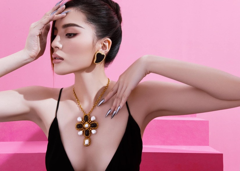 Kỳ Duyên trải lòng về loạt biến cố sau đăng quang Hoa hậu Việt Nam 2014