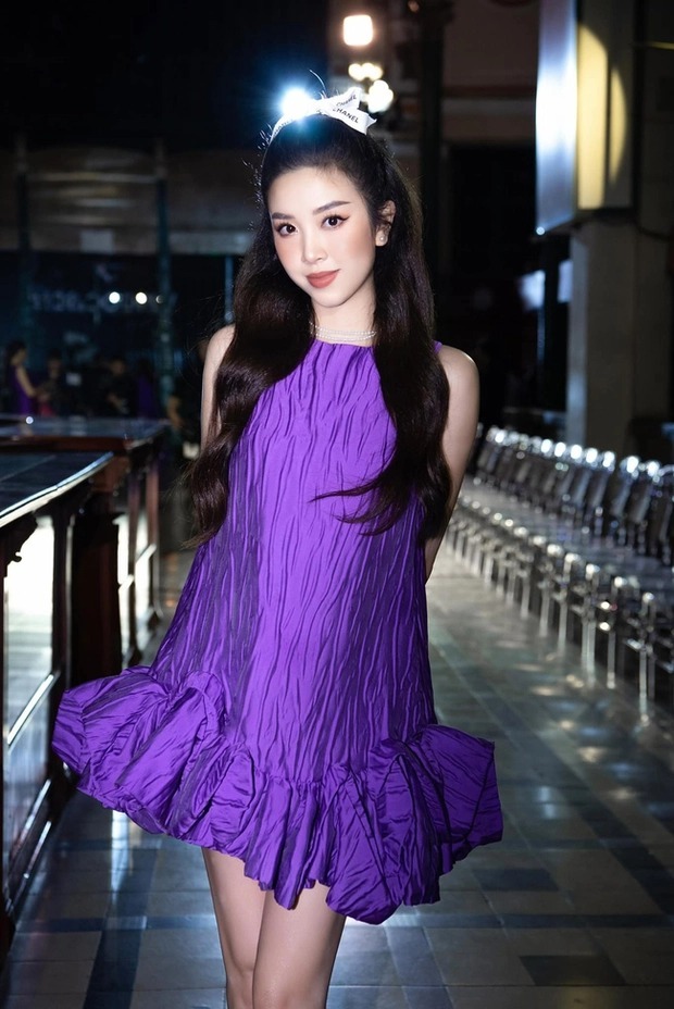 Á hậu 2 Hoa hậu Việt Nam 2018 Thúy An đã hạ sinh con đầu lòng