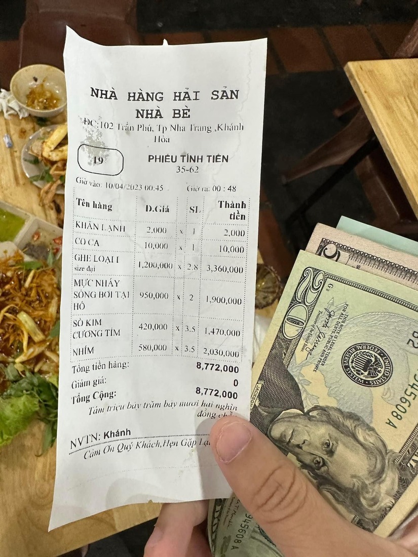 Phạt hơn 20 triệu đồng nhà hàng ở Nha Trang bị tố chặt chém 3 khách Trung Quốc