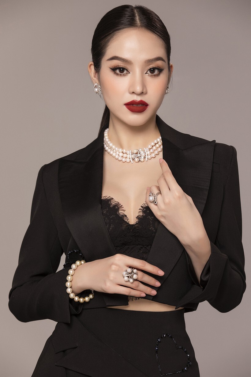 Nhan sắc của Top 3 Hoa hậu Việt Nam 2022 sau 4 tháng đăng quang