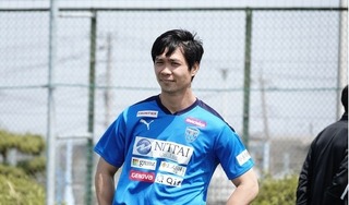 Công Phượng tiếp tục bị gạch tên, CĐV Việt Nam mong Yokohama FC sa thải HLV