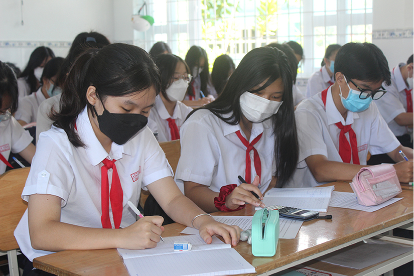 Sở GDĐT Hà Nội yêu cầu kiểm tra hiện tượng vận động học sinh yếu kém không thi vào lớp 10
