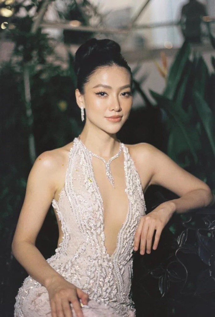 Hoa hậu Phương Khánh tiết lộ mắc bệnh cường giáp