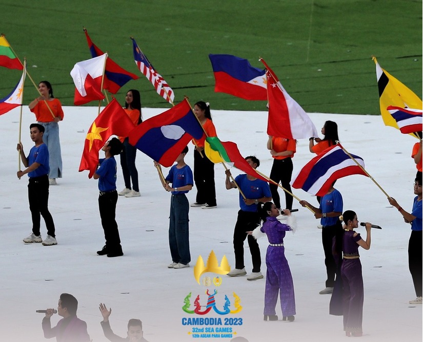  Campuchia xin lỗi Việt Nam vì cầm ngược Quốc kỳ ở SEA Games 32