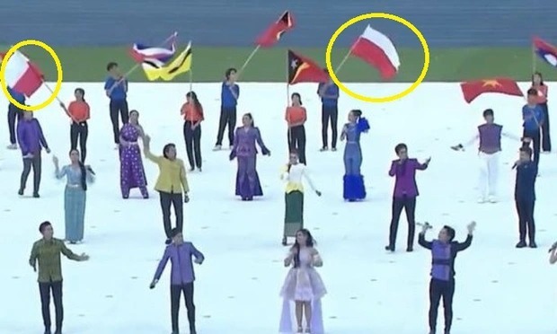  Campuchia xin lỗi Việt Nam vì cầm ngược Quốc kỳ ở SEA Games 32