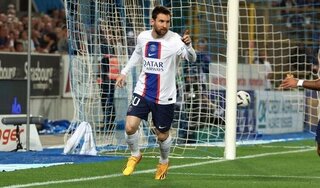 Giúp PSG vô địch Ligue 1, Messi vượt Ronaldo để độc chiếm kỷ lục ghi bàn