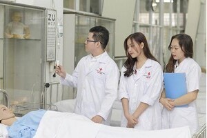Bộ GD&ĐT thông tin về môn Văn trong tuyển sinh Y khoa