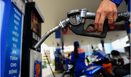 Giá xăng tiếp tục tăng hơn 500 đồng/lít trong kỳ điều hành 1/6