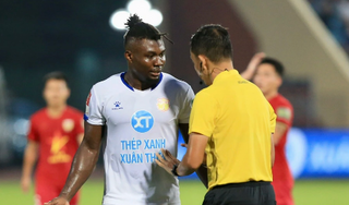 Sốc trước điều khoản Bình Định ký với 'hàng thải' từ Nam Định