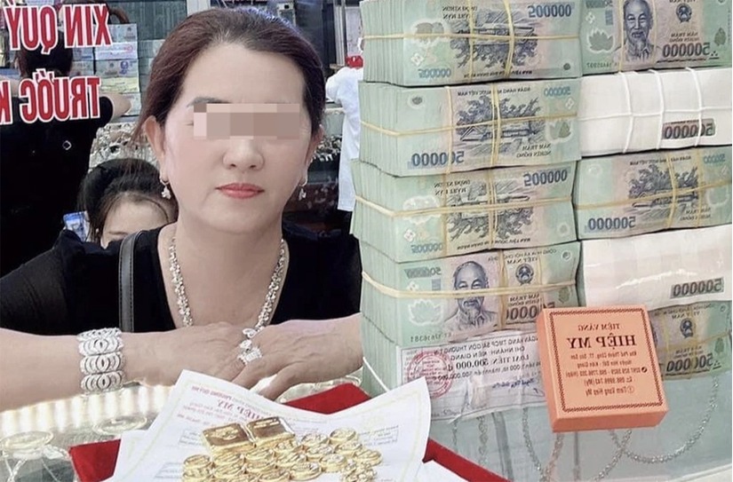 Người phụ nữ Kiên Giang trúng 5 tờ vé số độc đắc, chi 2,4 tỉ mua vàng cho bản thân và con cái