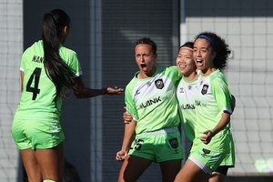 Lank FC gặp khó khăn tài chính, Huỳnh Như cân nhắc gia hạn hợp đồng?