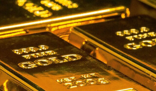 Giá vàng hôm nay 28/7: Tiếp đà lao dốc, vàng SJC giảm 150.000 đồng/lượng