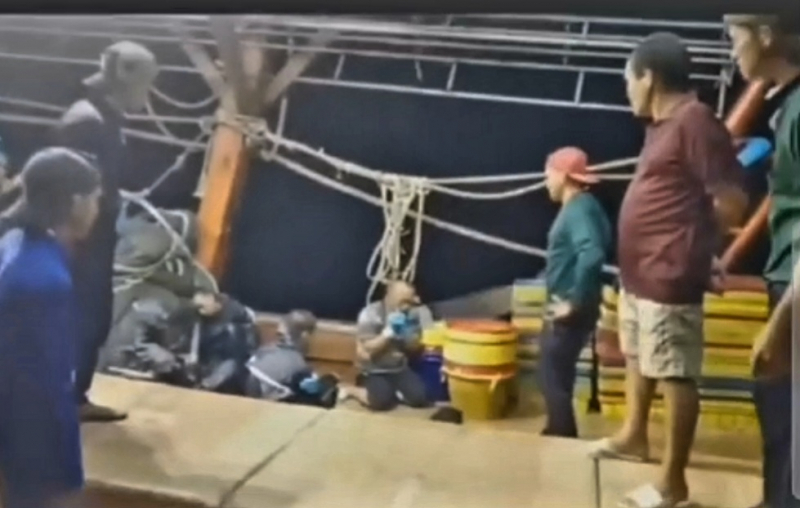Vụ nhóm ngư dân bị đánh đập trên tàu cá: Đã giải cứu được 3 người