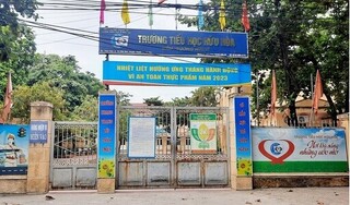Hà Nội: Phụ huynh tố bị trường 'ép' tặng lại điều hòa, máy chiếu khi con tốt nghiệp