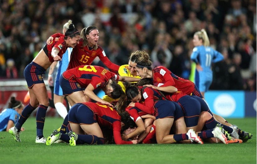 Đội tuyển nữ Tây Ban Nha vô địch World Cup nữ 2023, nhận cúp vàng và 4,29 triệu USD