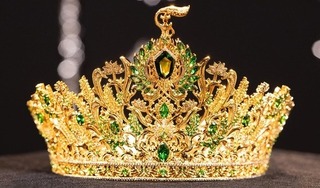 Hé lộ vương miện gắn 872 viên kim cương của Miss Grand Vietnam 2023 