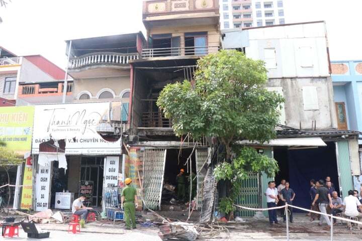 Cháy nhà 3 tầng kinh doanh tạp hóa ở Bắc Ninh, 2 bố con tử vong