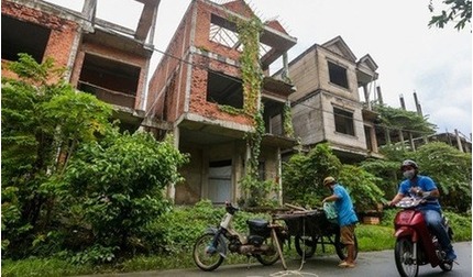 Hàng nghìn doanh nghiệp bất động sản, xây dựng phá sản, tháo chạy khỏi thị trường