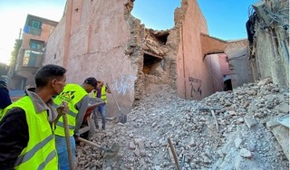 Đã có ít nhất 1.037 người thiệt mạng, hơn 1.200 người bị thương vì động đất ở Maroc 
