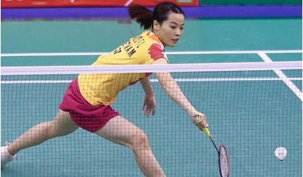 Hot girl Thùy Linh vào chung kết giải Cầu lông Vietnam Open