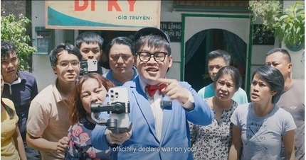 Các 'hiện tượng mạng' ồ ạt chuyển sang đóng phim, chuyện gì đang xảy ra?