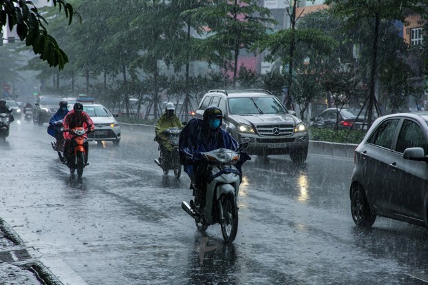 Dự báo thời tiết ngày mai 26/9/2023: Hà Nội có mưa rào và dông