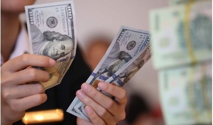 Tỷ giá USD hôm nay 1/10/2023: Tăng ngoạn mục 11 tuần liên tiếp