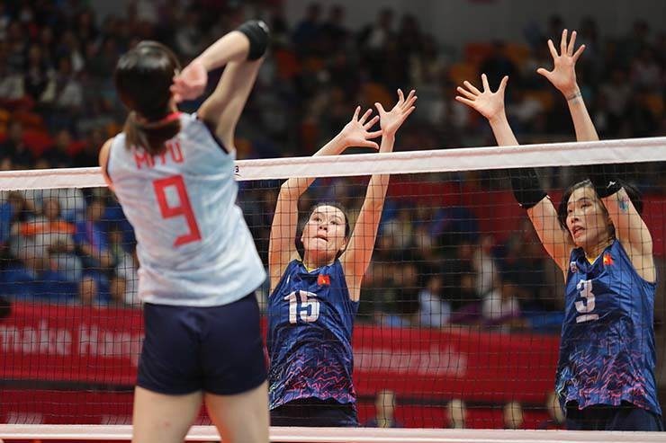 Thua Nhật Bản, ĐT bóng chuyền nữ Việt Nam vẫn nhận 'mưa lời khen'