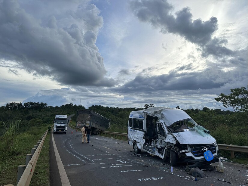 Vụ tai nạn làm 1 người tử vong, 12 người bị thương ở Đắk Lắk: 'Chuyến du lịch khủng khiếp nhất của tôi'