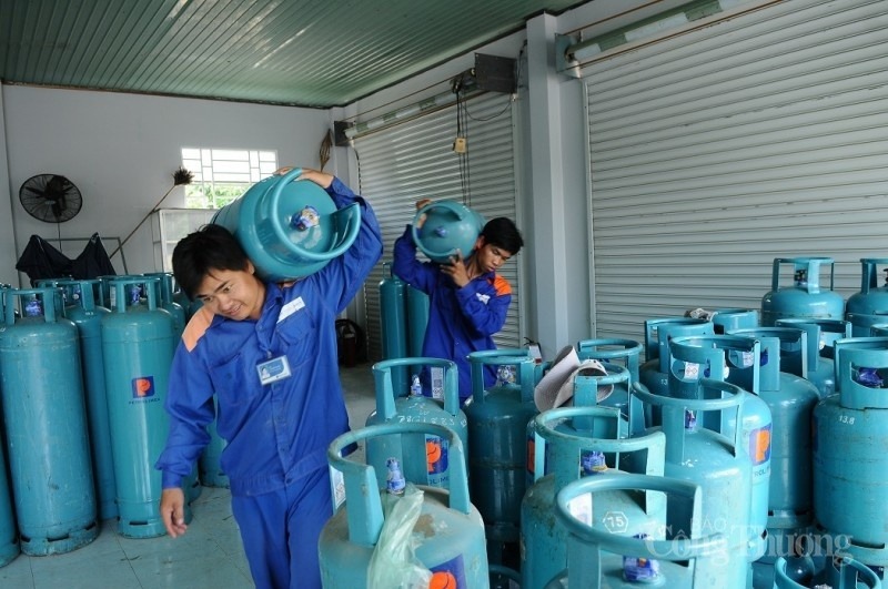 Giá gas hôm nay ngày 16/10/2023: Thế giới giảm, trong nước tăng