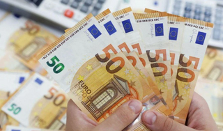 Tỷ giá Euro hôm nay 19/10/2023: Tăng nhẹ tại một số ngân hàng