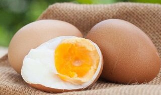 1 quả trứng gà bao nhiêu calo? Cách ăn trứng gà giảm cân hiệu quả