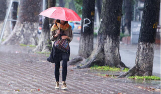 Thời tiết hôm nay 12/11/2023: Hà Nội trời chuyển rét, Đà Nẵng mưa về đêm