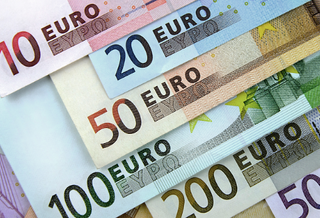 Tỷ giá Euro hôm nay 12/11/2023: Phiên cuối tuần quay đầu giảm