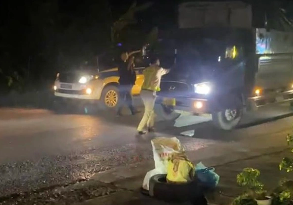 Khởi tố tài xế tăng ga bỏ chạy lao vào cảnh sát giao thông ở Phú Thọ