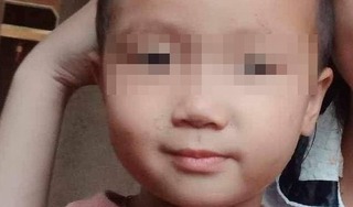 Bé trai 2 tuổi mất tích sau khi ra ngoài cổng, hàng trăm người tìm chưa thấy