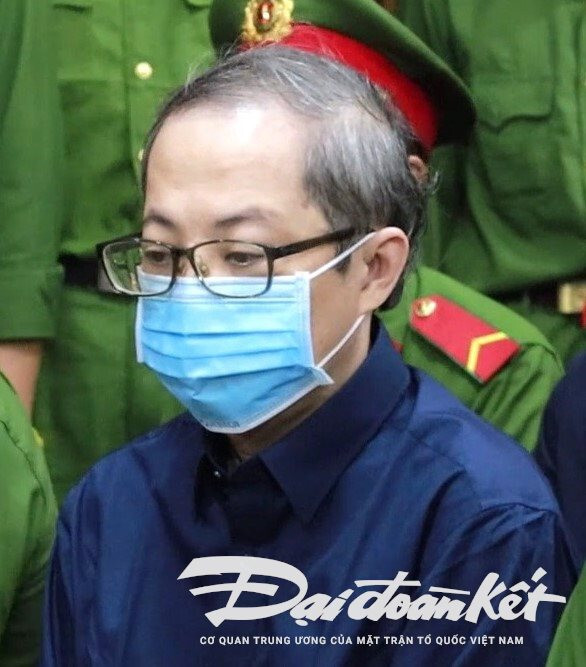 Tham ô tài sản, cựu Giám đốc Bệnh viện bị đề nghị mức án từ 21 - 23 năm tù