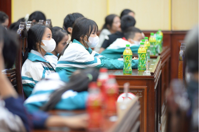 Tân Hiệp Phát nâng bước học sinh nghèo vượt khó tại Hà Nam