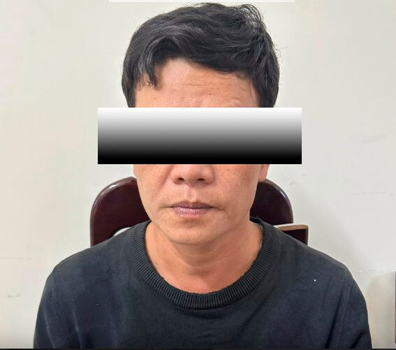 Đà Nẵng: Bắt đối tượng trùm chăn 'né' camera để trộm cắp tài sản