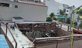 Thái Bình: Sập mái nhà đang thi công, 8 người thương vong