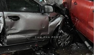 Xe bán tải tông liên hoàn khiến 3 người tử vong tại Quảng Ninh