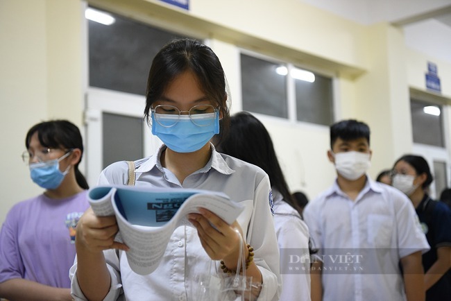 Các trường THPT hot ở Hà Nội 'cấp tập' cho học sinh thi thử lớp 10
